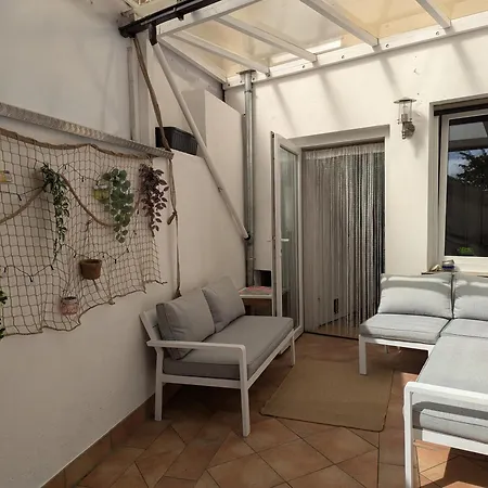 Charmantes Kleines Gaestehaus Pia, Zentral In * Bedburg