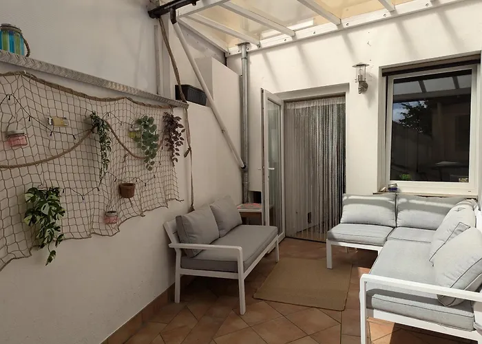 Charmantes Kleines Gaestehaus Pia, Zentral In * Bedburg